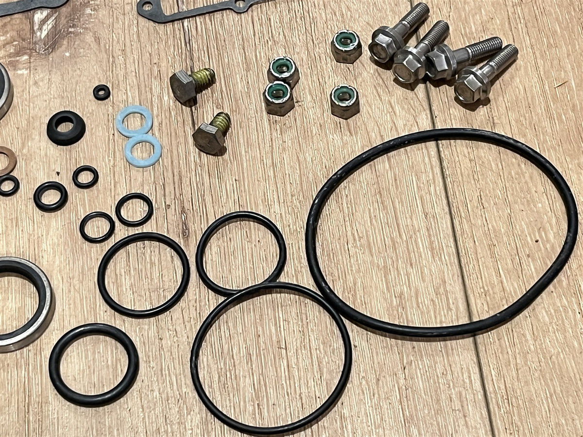 OEM Johnson Evinrude OMC 982947 Gearcse Seal Kit - Complete – Pine Lake ...