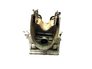 Johnson Evinrude OMC 305417 Front Exhaust Housing Cover 307281 Stern Bracket