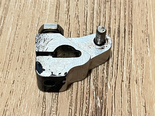 Johnson Evinrude OMC 395588 Lever & Pin W/Screw - Used