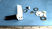 Johnson Evinrude OMC 395898 Latch Handle 330252 Latch 1986-2001 40-75HP - Used