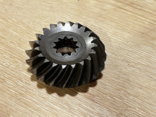 Mercruiser 61027 Driveshaft Pinion Gear - Used