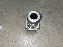 OMC Cobra 984462 Bearing Housing