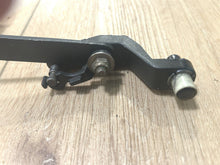Force 821483A5 Horizontal Shift Shaft 822470 Link 822467 1 Lever - Used