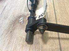 Force 821483A5 Horizontal Shift Shaft 822470 Link 822467 1 Lever - Used