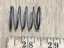 (NS100-A402) - Johnson Evinrude OMC 323586 Spring