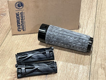OEM Johnson Evinrude OMC 436275 Helix & Grip