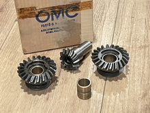 Johnson Evinrude OMC 376996 Gear Set (Forward, Reverse And Pinion)