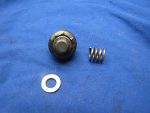 Yamaha/Mariner 83490M Rubber Seal 83488M Spring 82464M Bolt 82217M Washer - Used