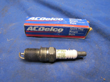 (A100-A402) - ACDelco R44LTSM Spark Plug