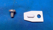 Mercury 16880 Detent Clip 40056 83 Screw - Remote Control Parts - Used