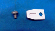Mercury 16880 Detent Clip 40056 83 Screw - Remote Control Parts - Used