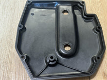 (NS200-B500) - Johnson Evinrude 322089 Air Silencer Cover - Used)