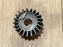 OEM Johnson Evinrude OMC 390972 Gear & Bearing Kit
