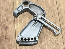 Johnson Evinrude OMC 391943 Starboard Stern Bracket 387668 Tilt Lock - Used