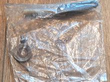 (NS100-A506) - OEM Johnson Evinrude OMC 391421 Clamp Screw