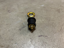 (A100-D707) - Moeller Snap Tite - 1" Baitwell Plug
