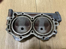 Johnson Evinrude OMC 307306 Cylinder Head 307759 Water Jacket