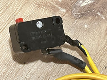 (A100-D616) - Mercury 86320 Micro-Switch & Lead - Used