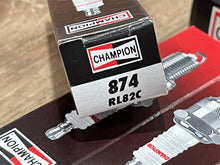 Package of 8 Champion RL82C Spark Plugs 874M