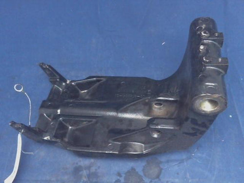 Mercury 818904T1 Swivel Bracket Assembly 20