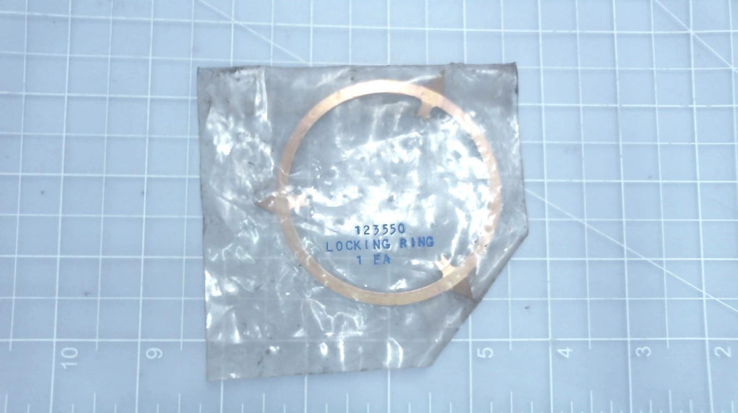 Johnson Evinrude OMC 123550 Locking Ring