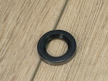 OEM Johnson Evinrude OMC 315256 Crankshaft Seal