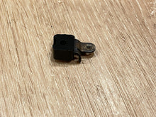 Johnson Evinrude OMC 382495 Insulator