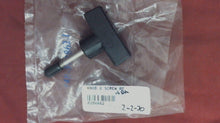 OEM Johnson Evinrude .398862 Knob & Screw Assembly