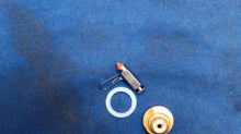 Johnson Evinrude OMC 396522 Float Valve/Needle & Seat
