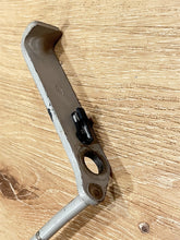 Johnson Evinrude OMC 390442 Rod Locking Lever - Used