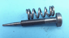 340883 Needle Valve 332576 Spring - Used Johnson Evinrude OMC