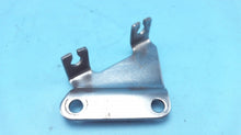 Yamaha/Mariner 84859M Retainer, Throttle Cable 30HP - Used