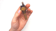 OEM Stewart Warner Temperature Sender 200 degree 3/8 x 18 - 1/4" OD D-363-AA