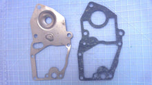 OEM Johnson Evinrude OMC 377070 Baffle Plate W/Gasket