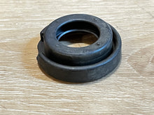 Johnson Evinrude OMC 309607 Grommet