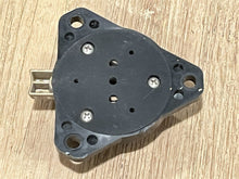 Johnny Ray JR-300-B Mounting Base w/Push Button Release - Used