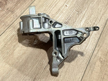 OEM Johnson Evinrude OMC 333929 Starter Bracket 18-20-25 New