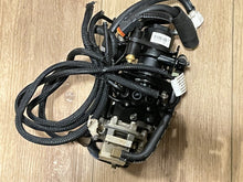 Johnson Evinrude OMC 5000836 Injector Manifold 5001221 Oil Lift Pump - Used