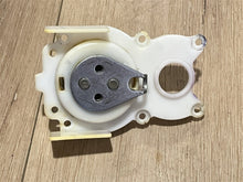 (NS100-A503) - Yamaha EL8-48231-00-00 Gear Housing EL8-48242-10-00 Drive Shaft - Used