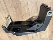 Mercury 818904A1 Swivel Bracket - Used
