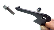 Mercury 826205 Oil Link Bracket - Used