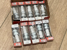 Lot of 10 Champion L82C Spark Plugs 811/811M