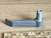 OEM Johnson Evinrude OMC 321318 Latch Handle