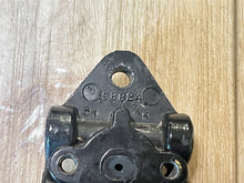 Mercury 98825A4 Trim Manifold - Used