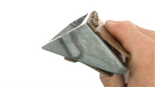 Johnson Evinrude OMC 389823 Leaf Plate/Reed Box