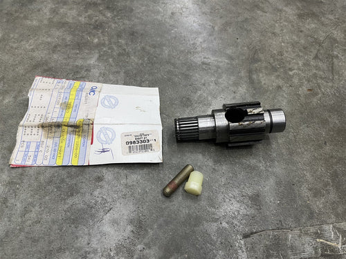 OMC 983303 Tilt Clutch Shaft
