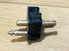Johnson Evinrude OMC 301840 Fuel Connector Body