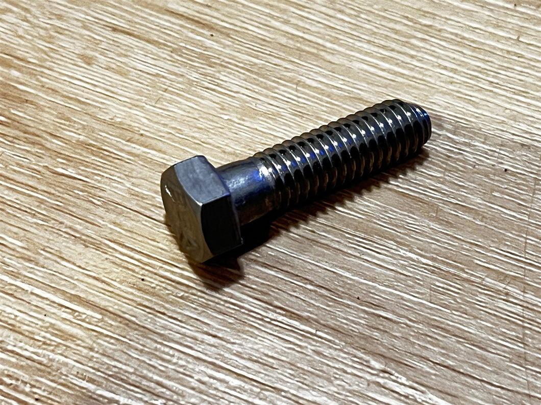 Johnson Evinrude OMC 305282 Screw Gearcase To Exh Hsg.