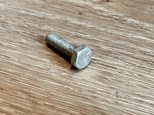 Mercury 10-22476 Screw