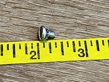 Johnson Evinrude OMC 312811 Screw